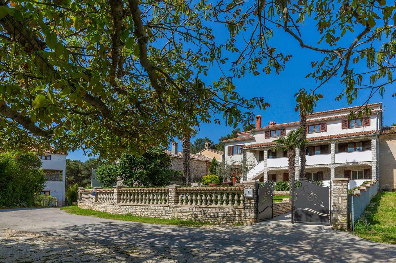 Apartments Rita Пореч Екстериор снимка